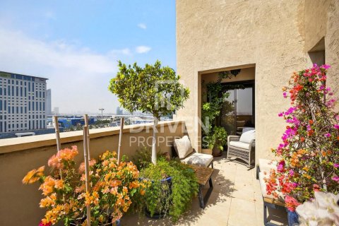 Apartment in Dubai Festival City, Dubai 2 bedrooms, 196.3 sq.m. № 127085 - photo 18