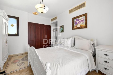 Apartment in Dubai Festival City, Dubai 2 bedrooms, 196.3 sq.m. № 127085 - photo 11