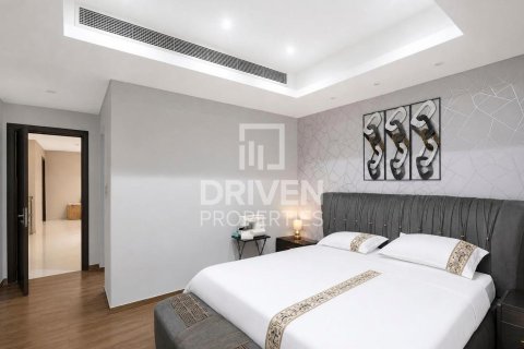 Villa en Meydan, Dubai, 4 dormitorios, 338.72 m², № 127090 - foto 16