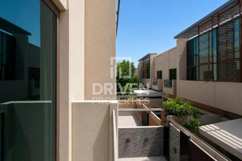 Купить виллу в Meydan, Дубай: 4 спальни, 338.72м², № 127090 - фото 24