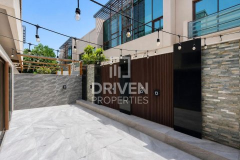 Купить виллу в Meydan, Дубай: 4 спальни, 338.72м², № 127090 - фото 28