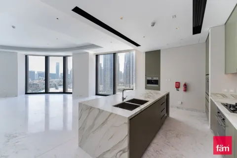 Ático en Dubai, 4 dormitorios, 484.1 m², № 9301 - foto 9