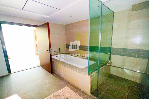 Снять в аренду квартиру в Park Gate Residences, Аль-Кифаф, Дубай: 2 спальни, 146м², № 15963 - фото 3