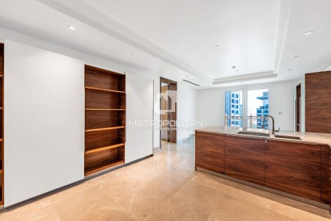 Duplex in Marina Residences, Palm Jumeirah, Dubai 4 bedrooms, 953 sq.m. № 73327 - photo 8