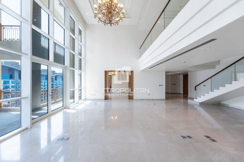 Duplex in Marina Residences, Palm Jumeirah, Dubai 4 bedrooms, 953 sq.m. № 73327 - photo 1