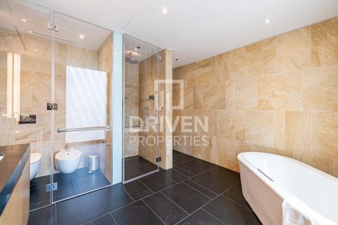 Apartamento en Jumeirah Bay Island, Jumeirah, Dubai, 1 dormitorio, 137.68 m², № 125332 - foto 20