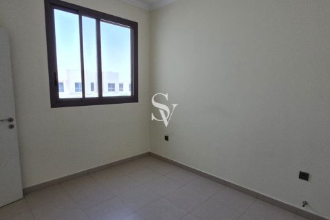 Townhouse in Town Square, Dubai 3 bedrooms, 191 sq.m. № 109019 - photo 15