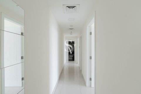 Apartment in Marina Wharf, Dubai Marina, Dubai 3 bedrooms, 130 sq.m. № 109015 - photo 20