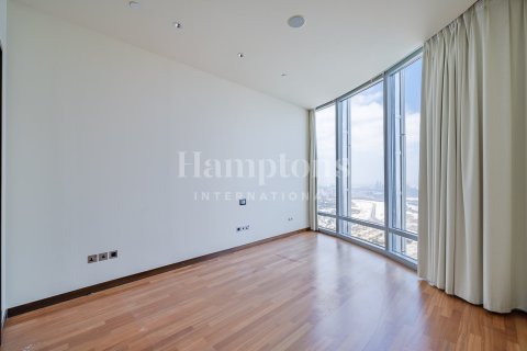 Снять в аренду квартиру в Бурдж-Халифе, Дубай: 2 спальни, 189.15050800м², № 12922 - фото 11