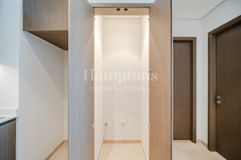 Apartamento en Grandeur Residences, Palm Jumeirah, Dubai, 1 dormitorio, 72.87032611 m², № 12923 - foto 7