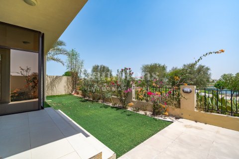 Снять в аренду виллу в Phoenix, DAMAC Hills (Akoya by DAMAC), Дубай: 6 спален, 350.05850400м², № 12925 - фото 29