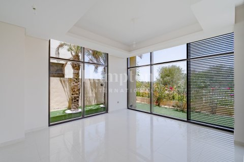 Снять в аренду виллу в Phoenix, DAMAC Hills (Akoya by DAMAC), Дубай: 6 спален, 350.05850400м², № 12925 - фото 17