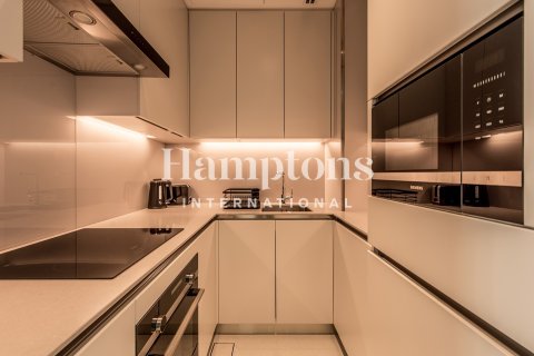 Снять в аренду квартиру в Джумейра Бич Резиденс, Дубай: 1 спальня, 58.43598700м², № 95188 - фото 1