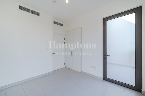 Снять в аренду виллу в Dubai South (Dubai World Central), Дубай: 3 спальни, 180.58020625м², № 95187 - фото 3