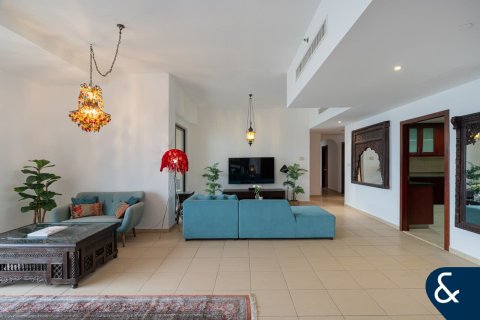 Купить квартиру в Rimal, Джумейра Бич Резиденс, Дубай: 3 спальни, 179м², № 88549 - фото 6