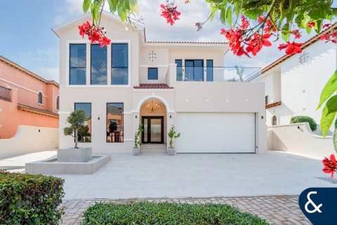 Вилла в Fire, Джумейра Гольф Эстейтс, Дубай, 5 спален, 490м², № 88559