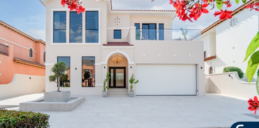 Villa à Fire, Jumeirah Golf Estates, Dubai, 5 chambres, 490 m², № 88559
