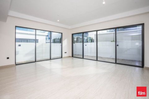 Townhouse in Dubai 5 bedrooms, 219.6 sq.m. № 115133 - photo 9