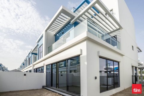 Townhouse in Dubai 5 bedrooms, 219.6 sq.m. № 115133 - photo 12