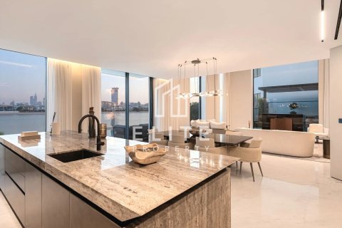 Villa in Palm Jumeirah, Dubai 5 bedrooms, 684 sq.m. № 121492 - photo 6