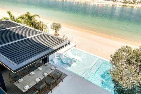 Villa in Palm Jumeirah, Dubai 6 bedrooms, 1364 sq.m. № 121494 - photo 3