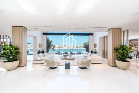 Villa in Palm Jumeirah, Dubai 6 bedrooms, 1364 sq.m. № 121494 - photo 8
