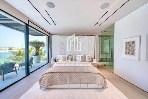 Villa in Palm Jumeirah, Dubai 6 bedrooms, 1364 sq.m. № 121494 - photo 13