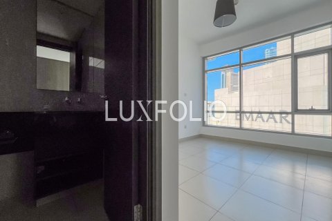 Купить квартиру в The Lofts, Даунтаун Дубай (Даунтаун Бурдж Дубай), Дубай: 2 спальни, 119м², № 45514 - фото 17