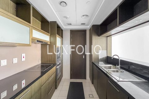 Купить квартиру в The Lofts, Даунтаун Дубай (Даунтаун Бурдж Дубай), Дубай: 2 спальни, 119м², № 45514 - фото 13
