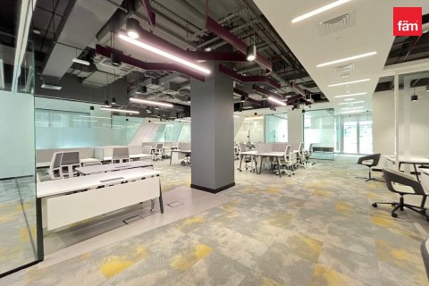 Office in Umm Ramool, Dubai 4499.9 sq.m. № 139499 - photo 2