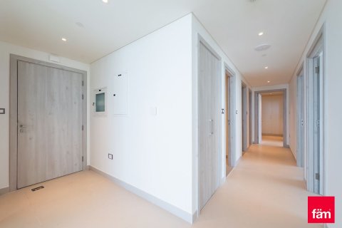 Apartment in Dubai 3 bedrooms, 175.6 sq.m. № 41491 - photo 14