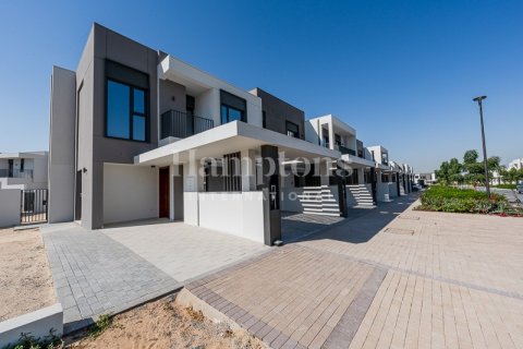 Снять в аренду таунхаус в Dubai South (Dubai World Central), Дубай: 4 спальни, 202.99305500м², № 133114 - фото 16