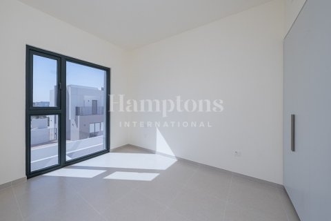 Снять в аренду таунхаус в Dubai South (Dubai World Central), Дубай: 4 спальни, 202.99305500м², № 133114 - фото 2