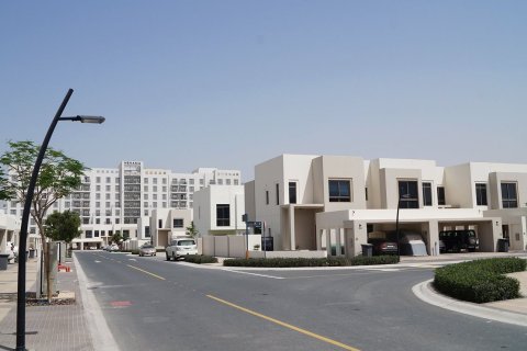 Zahra Townhouses - صورة 5