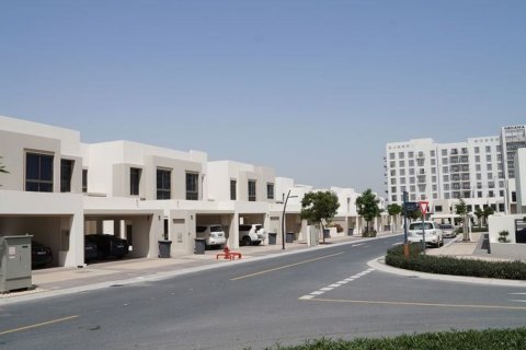 Zahra Townhouses - صورة 6