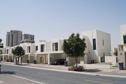 Zahra Townhouses - صورة 7