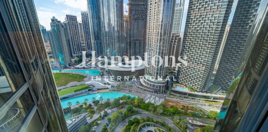 Appartement à Burj Khalifa, Dubai, 1 chambre, 102.472 m², № 86131