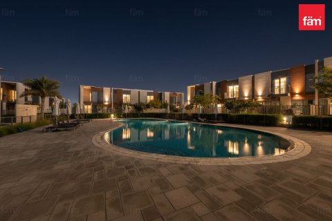 Villa in Dubai 3 bedrooms, 263.9 sq.m. № 139267 - photo 12