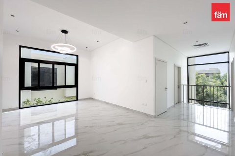 Villa à Dubai, 5 chambres, 479.9 m², № 52306 - photo 11