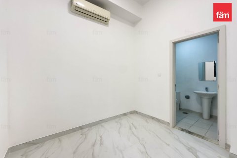 Villa à Dubai, 5 chambres, 479.9 m², № 52306 - photo 14