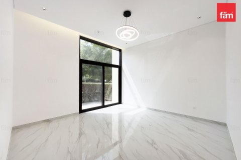 Villa à Dubai, 5 chambres, 479.9 m², № 52306 - photo 9