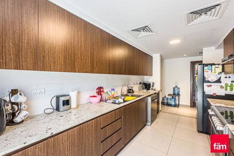 Снять в аренду таунхаус в Дубае: 3 спальни, 273.5м², № 52308 - фото 20