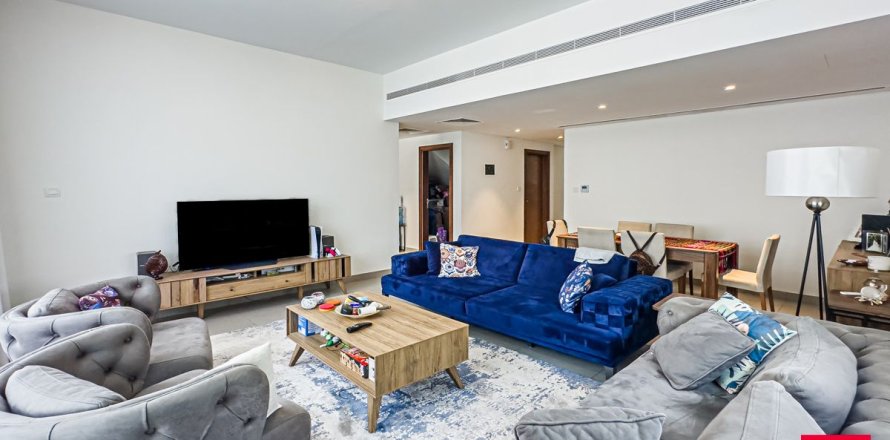 Таунхаус в Дубае, 3 спальни, 273.5м², № 52308