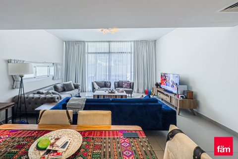 Снять в аренду таунхаус в Дубае: 3 спальни, 273.5м², № 52308 - фото 3