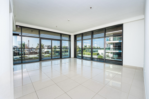 Apartment in Dubai Hills Estate, Dubai 3 bedrooms, 180.7 sq.m. № 52305 - photo 2