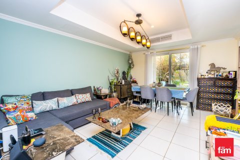 Villa in Dubai 2 bedrooms, 172.5 sq.m. № 84890 - photo 4