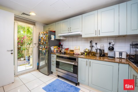 Villa in Dubai 2 bedrooms, 172.5 sq.m. № 84890 - photo 7