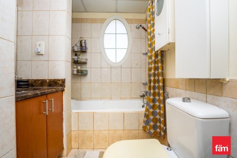 Villa in Dubai 2 bedrooms, 172.5 sq.m. № 84890 - photo 17