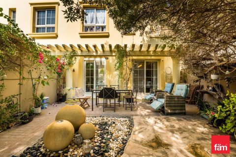 Villa in Dubai 2 bedrooms, 172.5 sq.m. № 84890 - photo 25