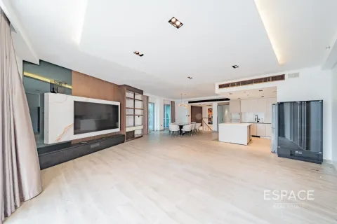 Купить квартиру в Дубай Марине, Дубай: 3 спальни, 392м², № 71118 - фото 3